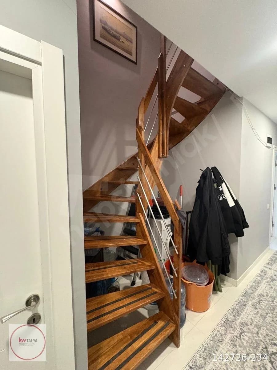 Beylikdüzü Kavaklı'da Satılık 3+2 Dubleks Daire 2