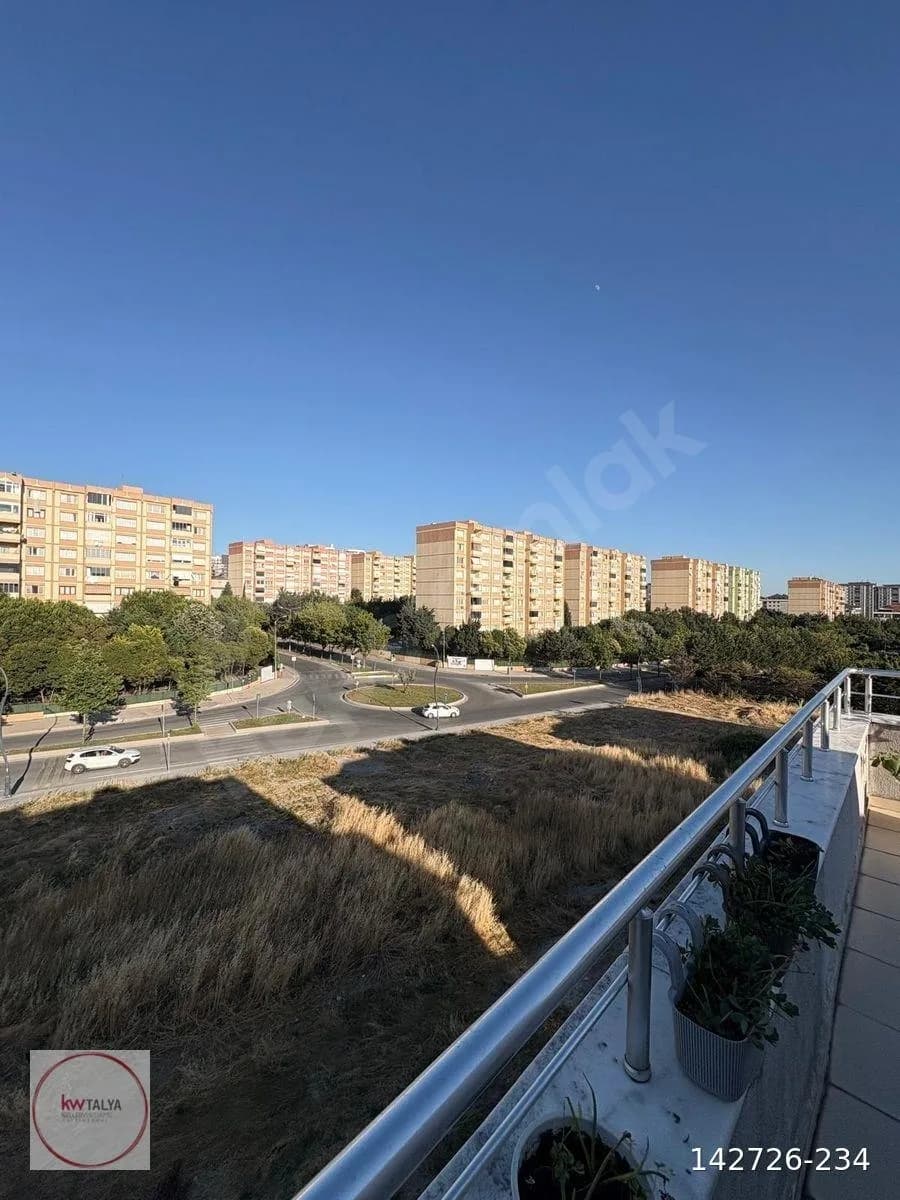 Beylikdüzü Kavaklı'da Satılık 3+2 Dubleks Daire 7