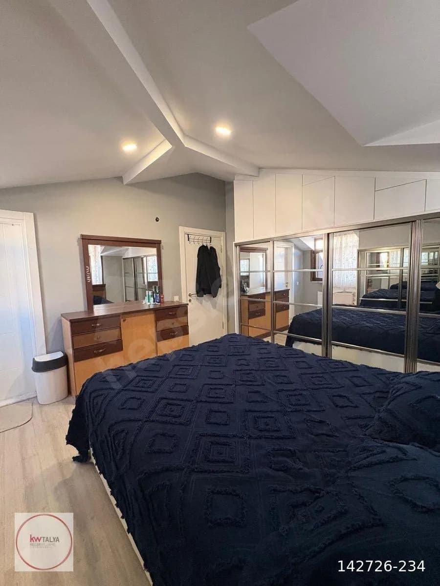 Beylikdüzü Kavaklı'da Satılık 3+2 Dubleks Daire 35