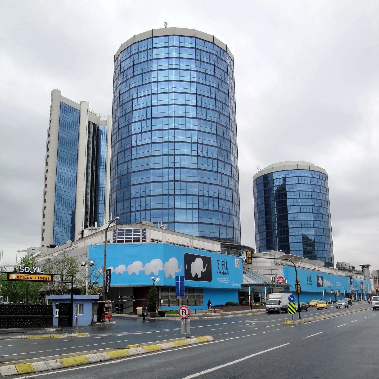 Akmerkez Alışveriş Merkezi